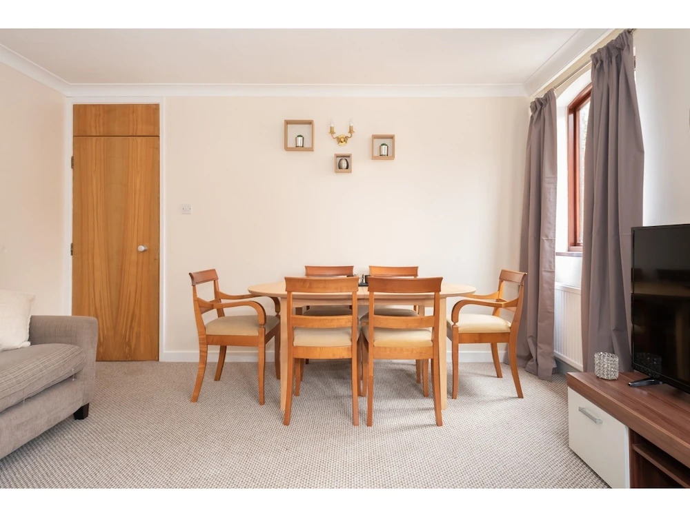 Luxury and Spacious Flat for 6 in the City Centre