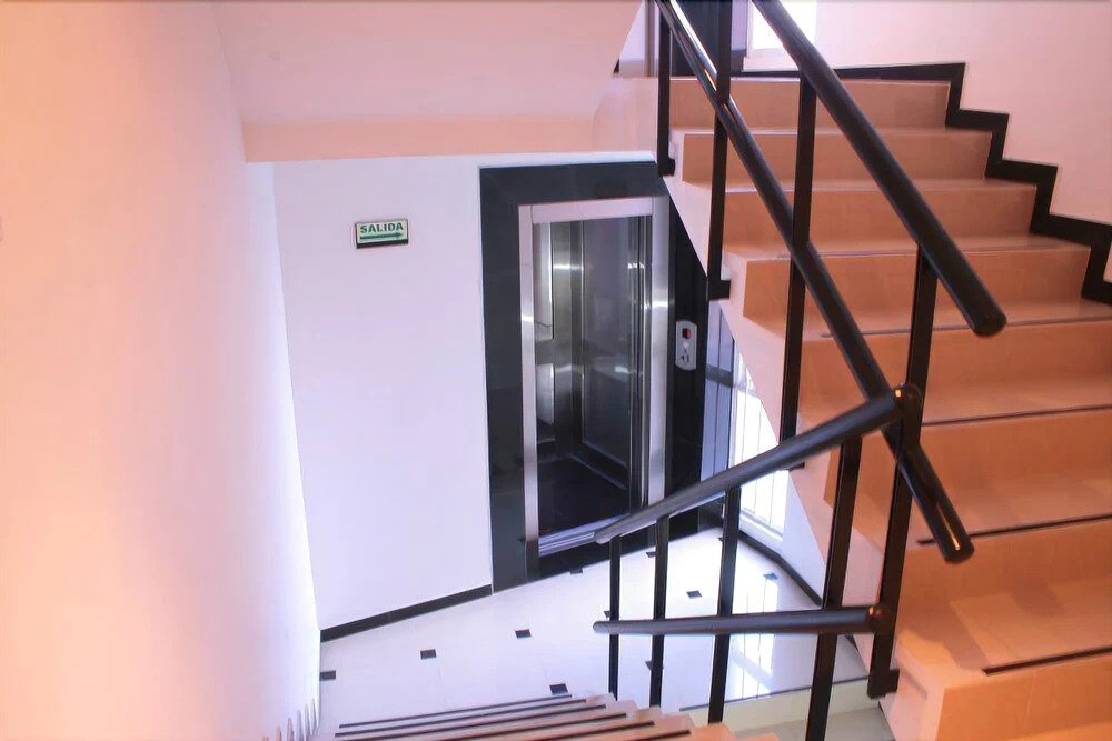 Hotel Galería Real