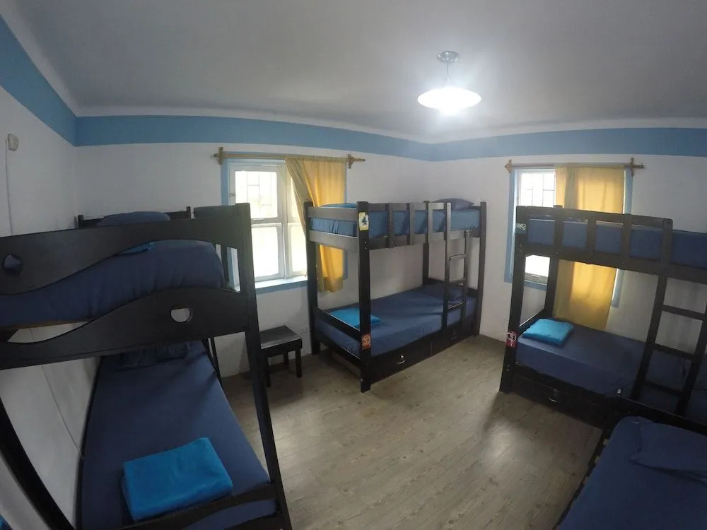 Klix HostelLima - Adults Only