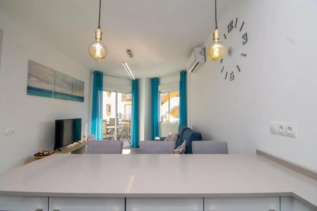 Santa Amalia 18 by IVI Real Estate