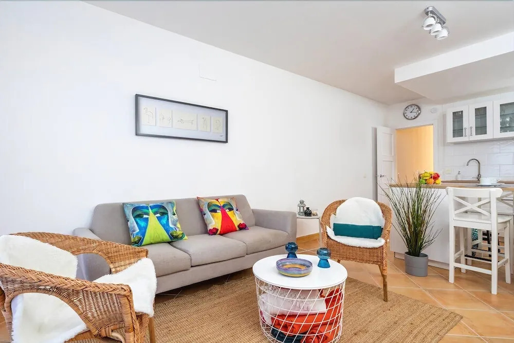 Duplex with a view Ref 69