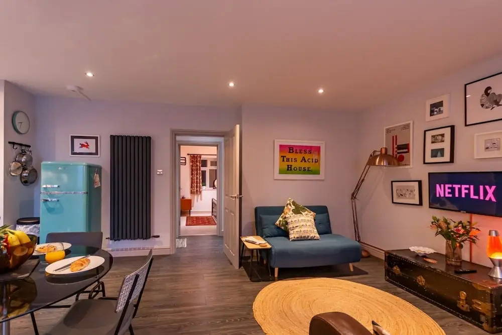 Walpole Bay 2 bed Stunning Garden Apt By Adliv