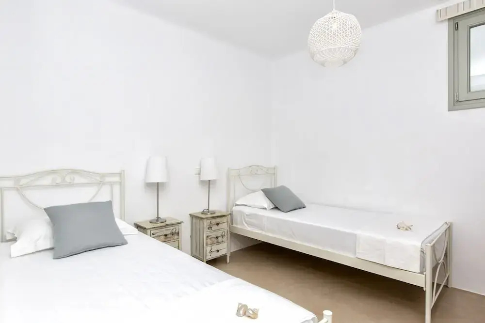 Villa Glyfada a Private Fully Equipped gem