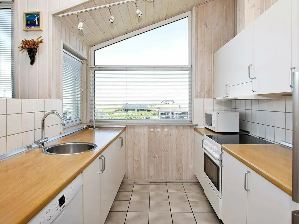 Seerene Holiday Home With Sauna at Lønstrup