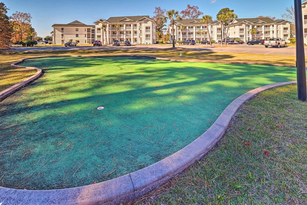 Golf Getaway w/ Pool Access in Myrtle Beach!