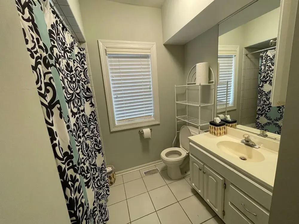 Feel Cozy At Home In Cio A Clean Bright Welcoming Private Updated Room