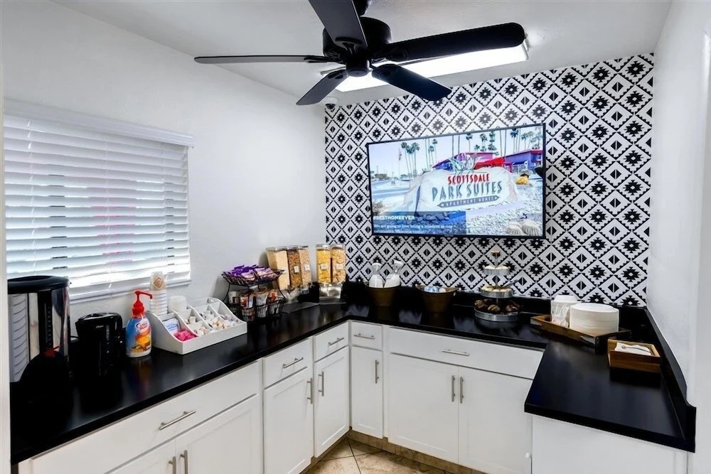 115 Fully Furnished 1BR Suite-Prime Location! by RedAwning