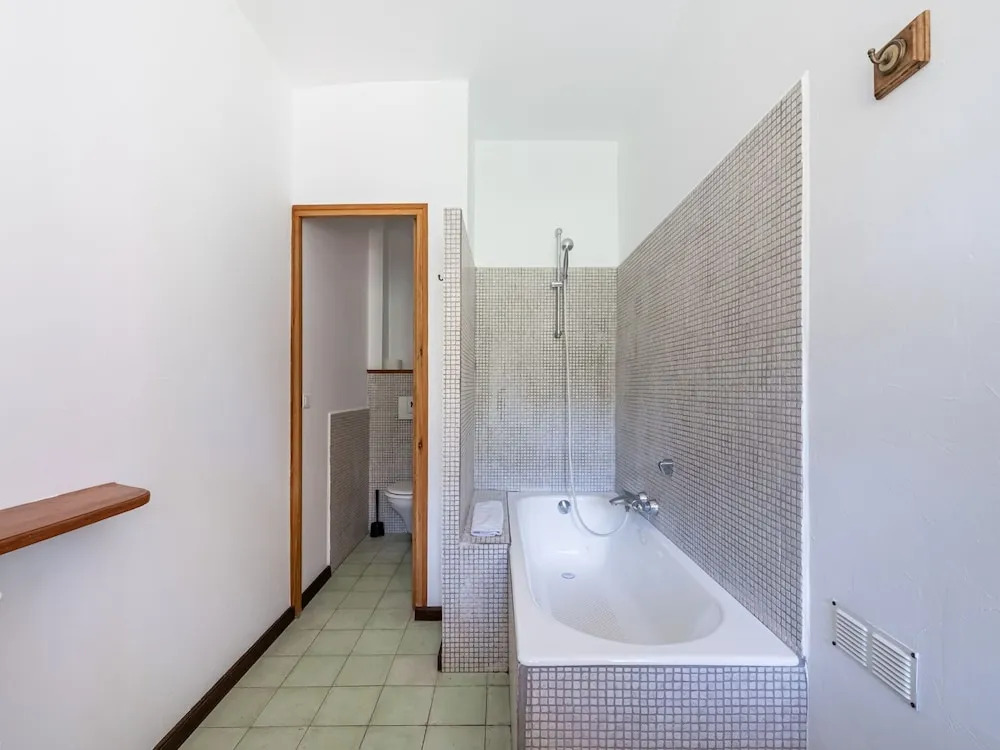 Lavish Holiday Home in La Croix-valmer With Swimming Pool