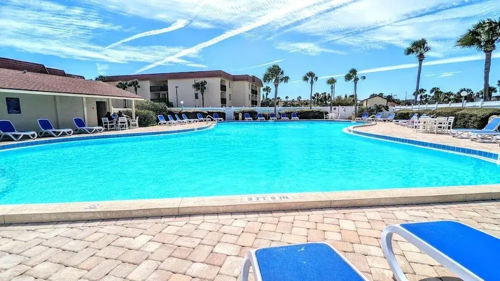 Updated Oceanfront, Oceanviews! 5 Hot Tubs 2 Resort Pools! Trolley St Augustine Beach