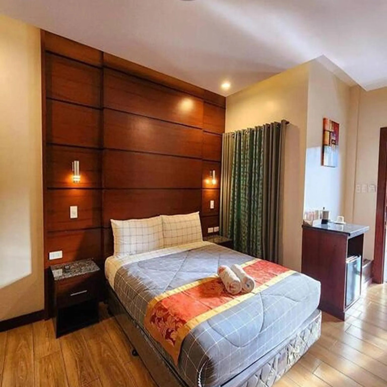 Jo Carters Hotel and Suites Angeles City
