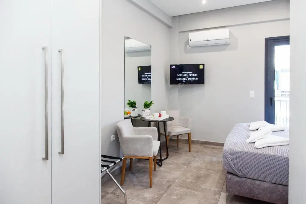 A Spacious Brand New Studio Ideal for 2 A