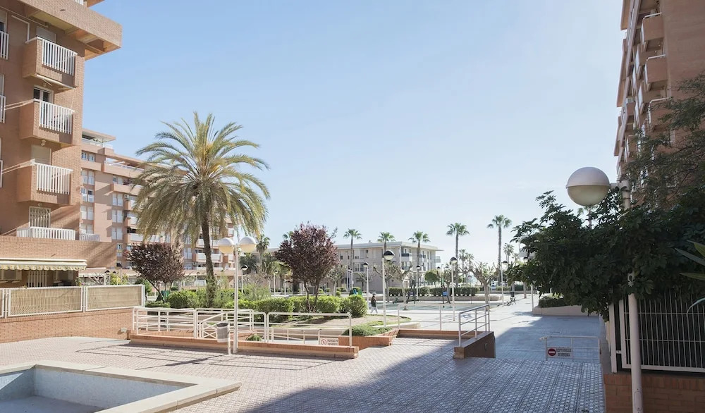 City Valencia Beach 360