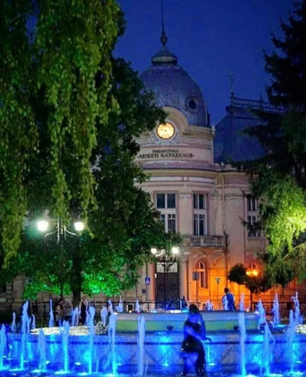 Хотел Чарлино Плаза