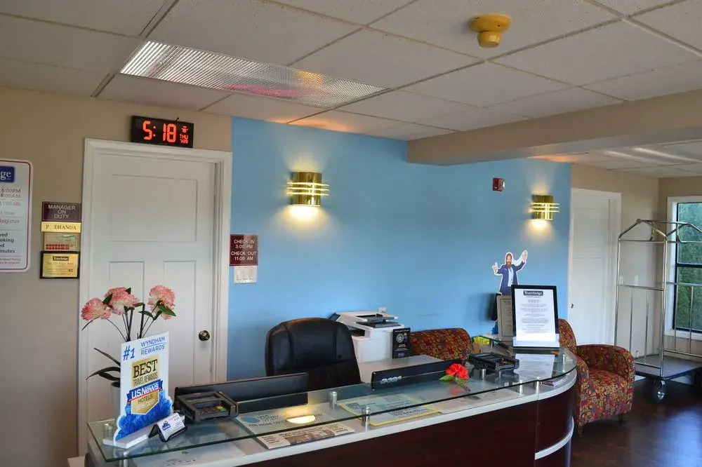 Travelodge by Wyndham Sea-Tac Airport North