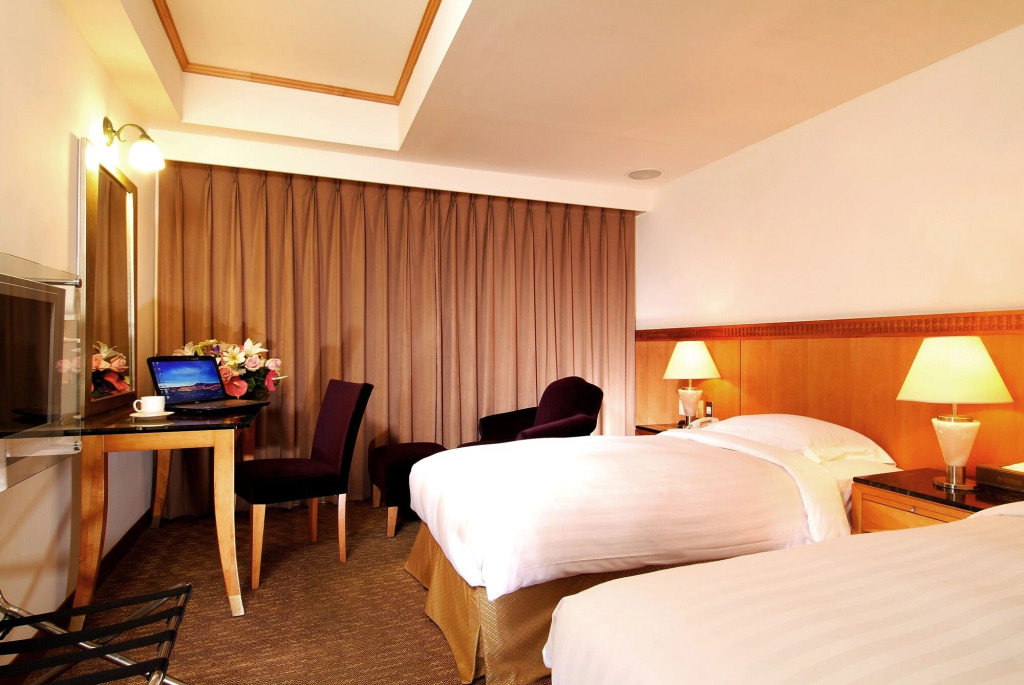 Hub Hotel Kaohsiung Cisian Branch