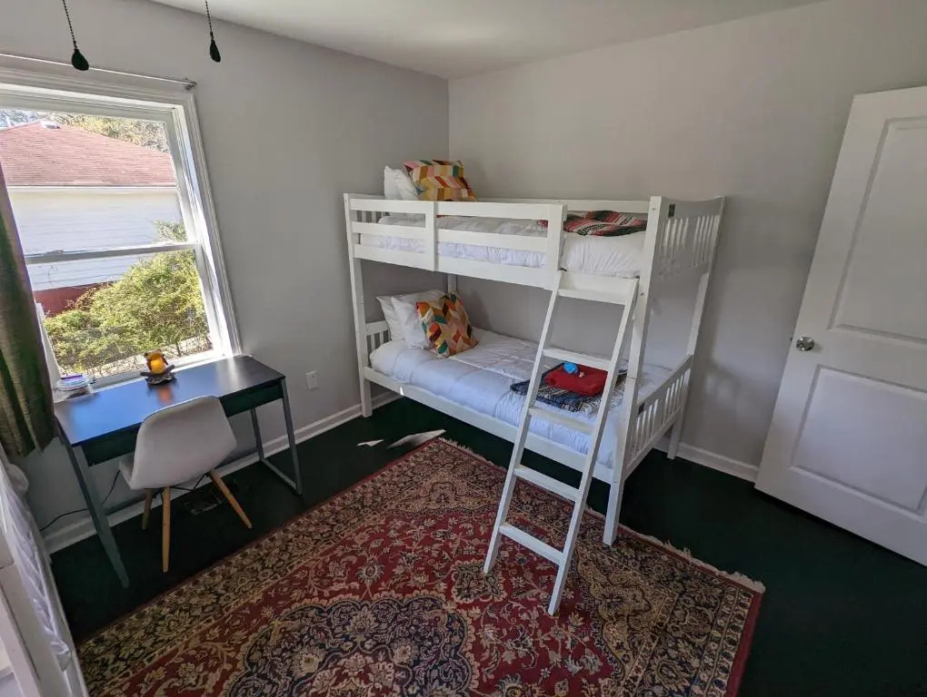 eKstasis Hostel & Urban Farm