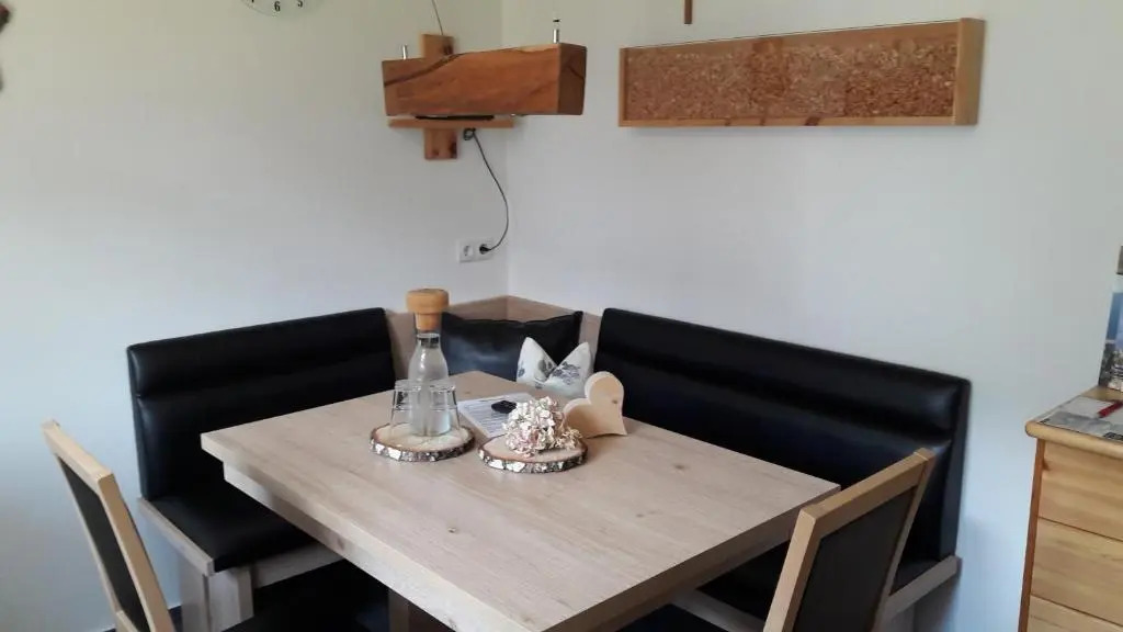 Haus Carmen, Familienfreundliche 4 Edelweiss Ferienwohnung mit TOP Einrichtung