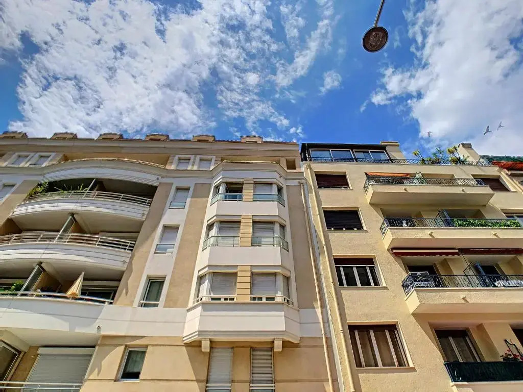 Nestor&Jeeves - BERLIOZ PATIO - Central - Residential area - Patio 20m