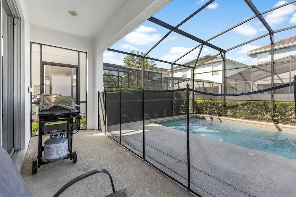 Kissimmee Retreat  6BR House Sleeps 14