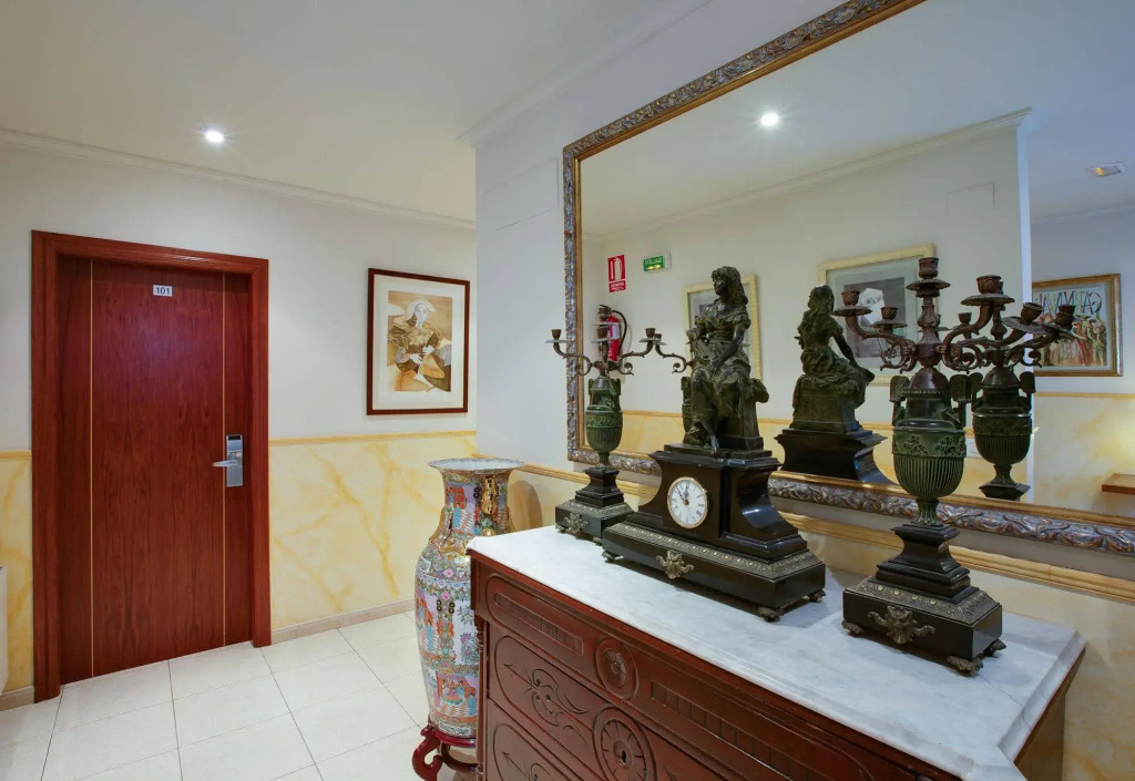 Hostal Forum