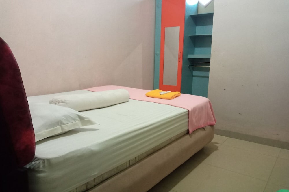 Hotel O Kost Nian Syariah Near SPBU Pertamina 74.91657 Mattirotasi Sidrap