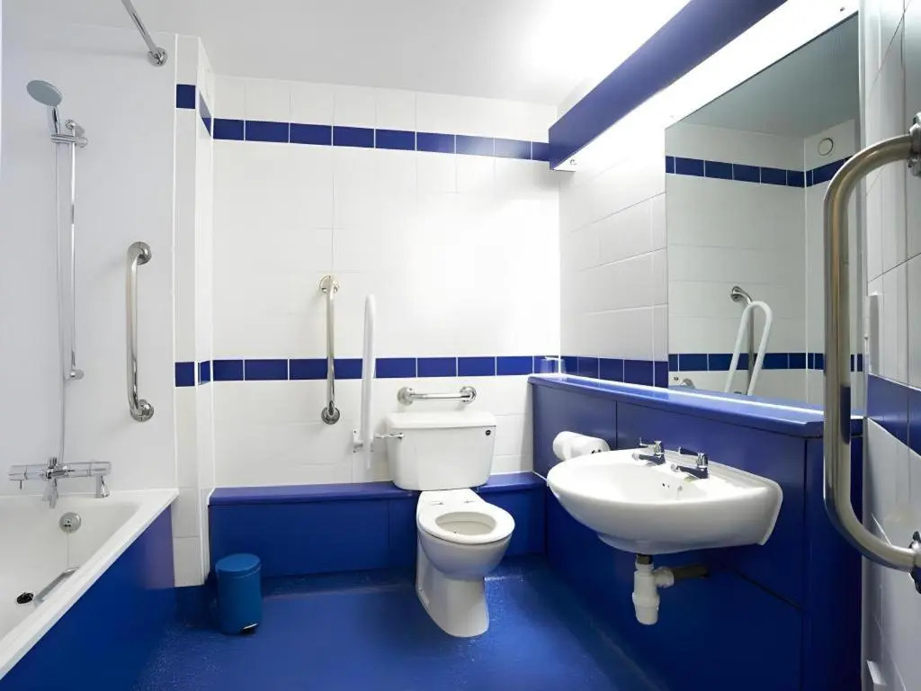 Travelodge Perth Broxden Junction