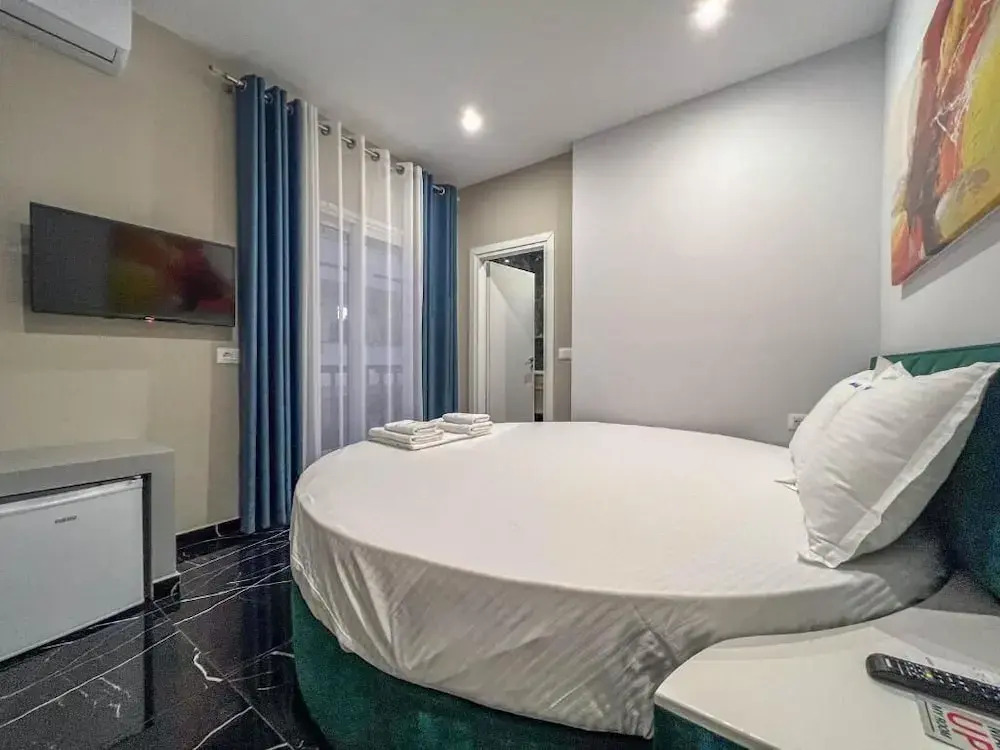 Rumani 3 Islands Hotel