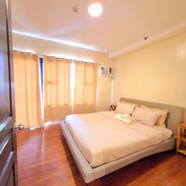 StayLuxia Manilabayview
