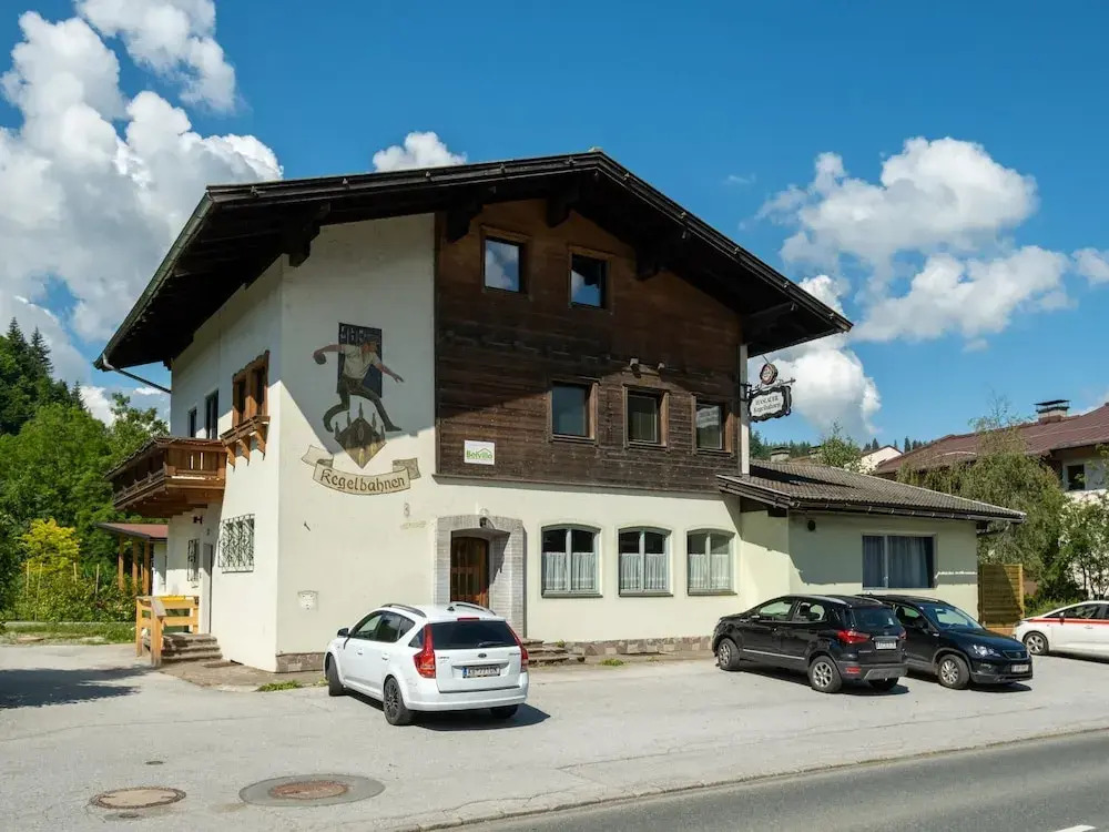 Haslau Large