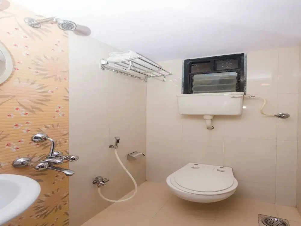Hotel Palm Star By OYO Rooms