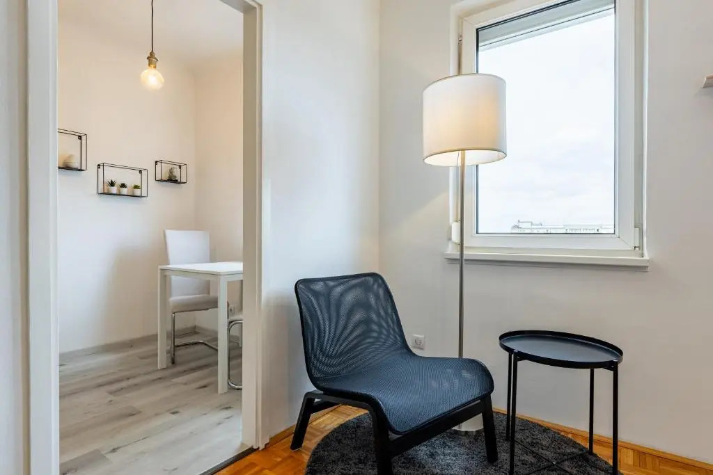 New with a View - Modern Studio