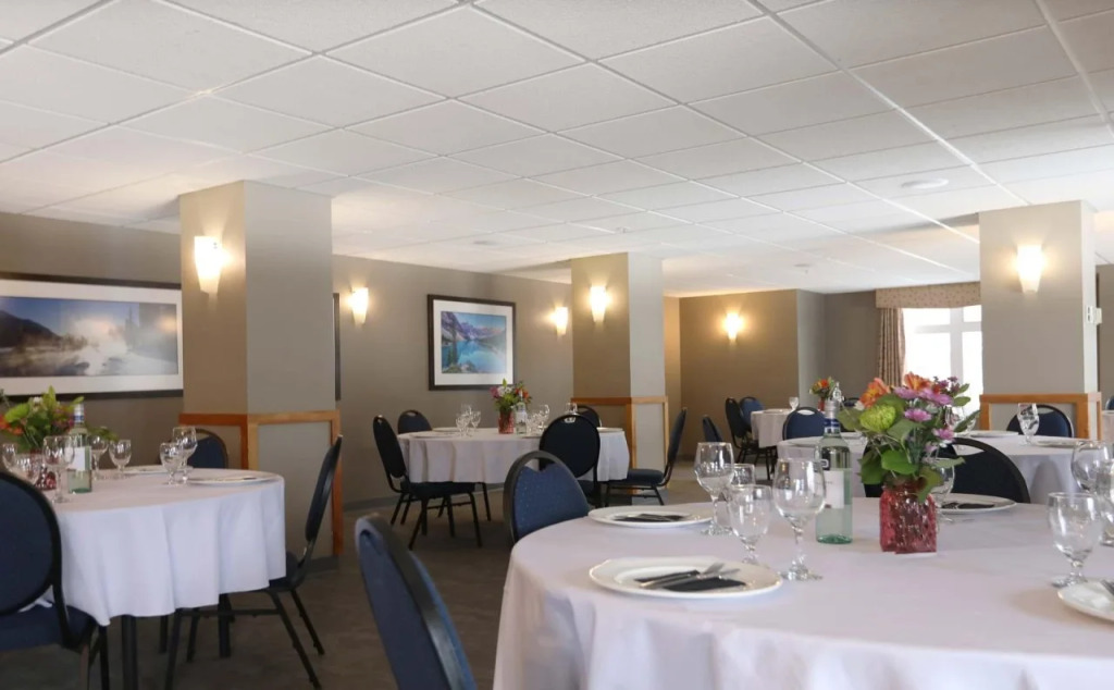 Windtower Lodge - Canmore