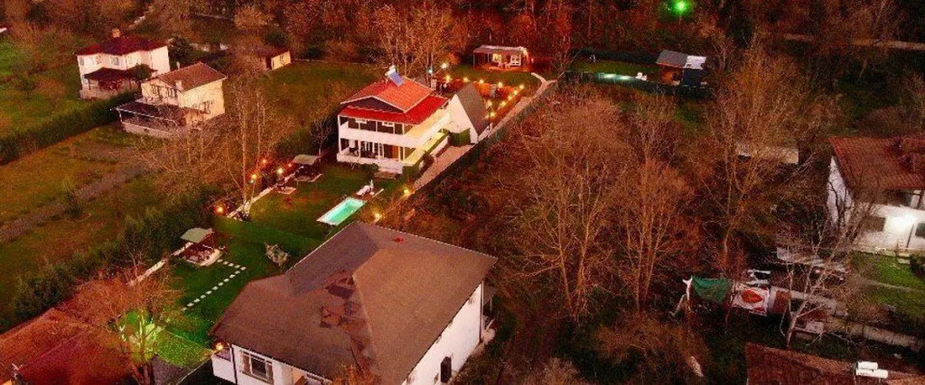 Bageni Villa & Bungalov