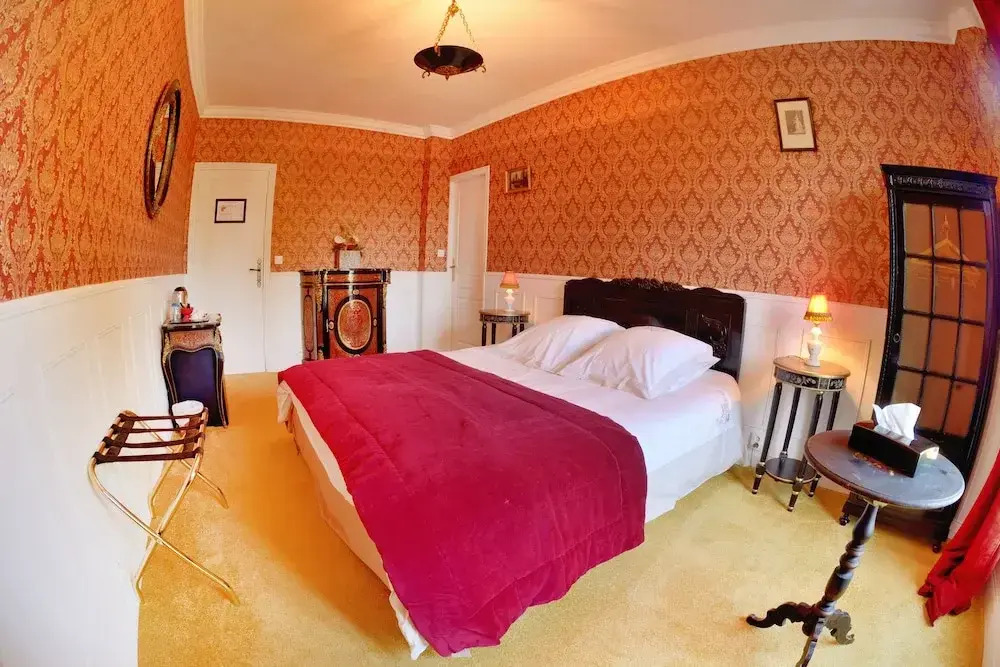 Logis Hôtel & Restaurant Chateau de la Marjolaine