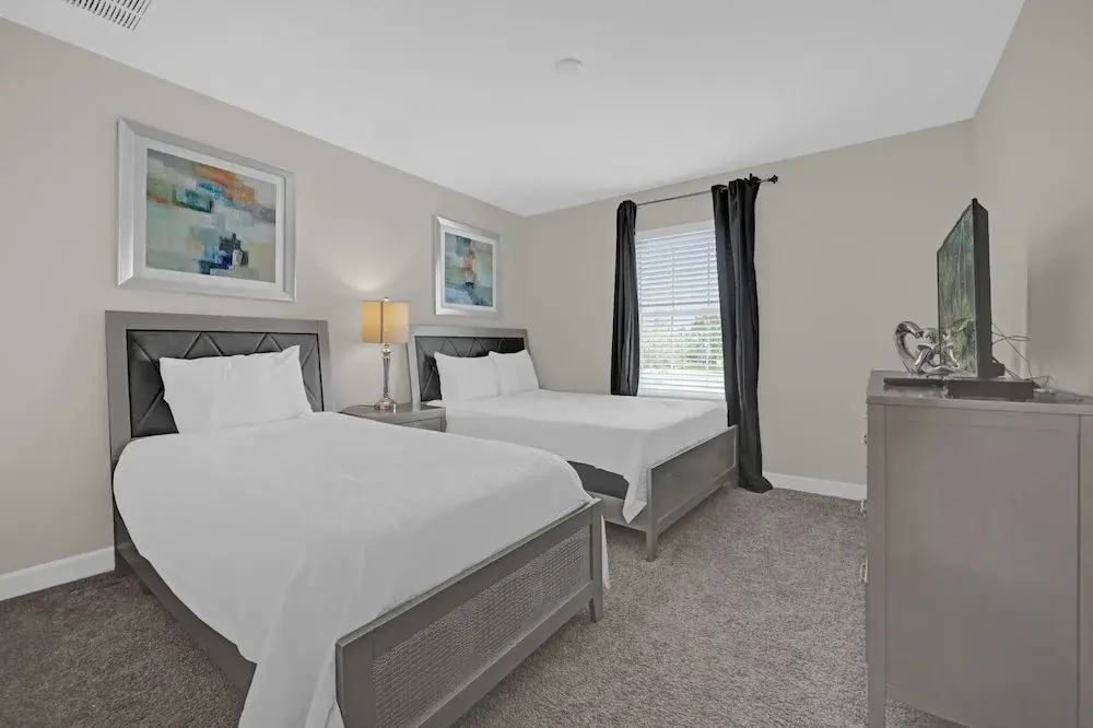Luxury Davenport Home Perfect Family