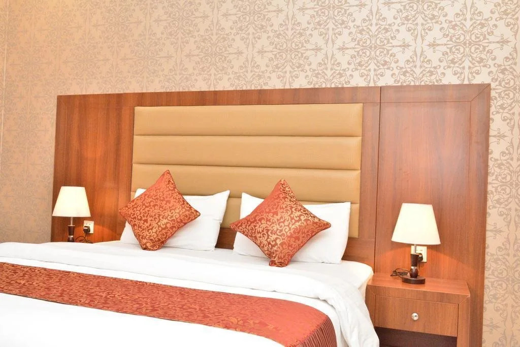 Judy Palace Hotel Suites