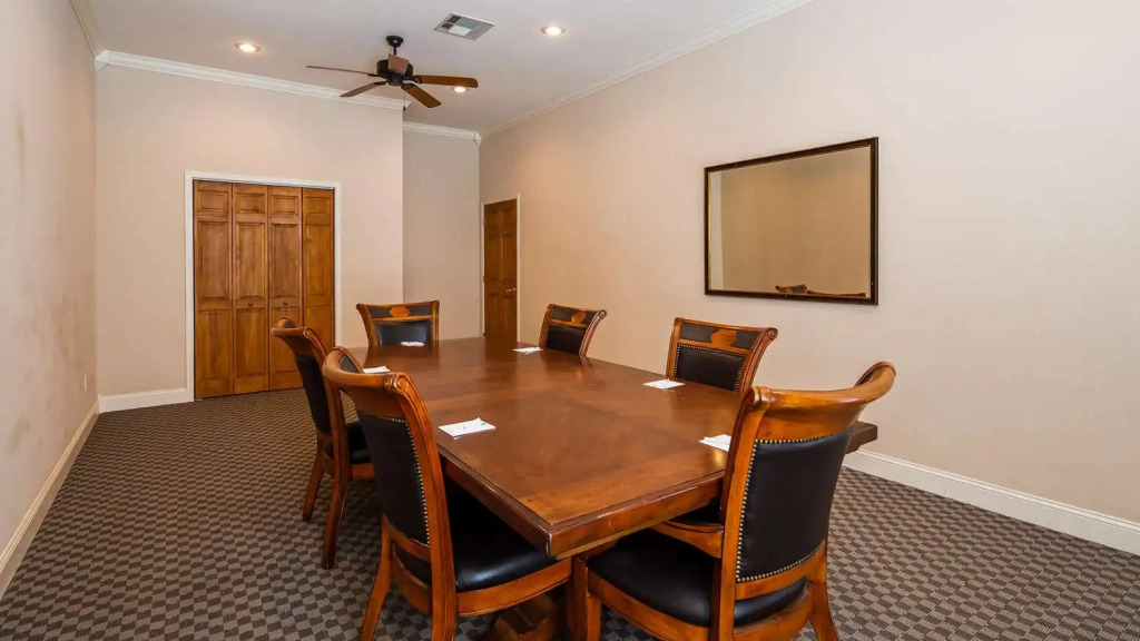 SureStay Hotel by Best Western Leesville
