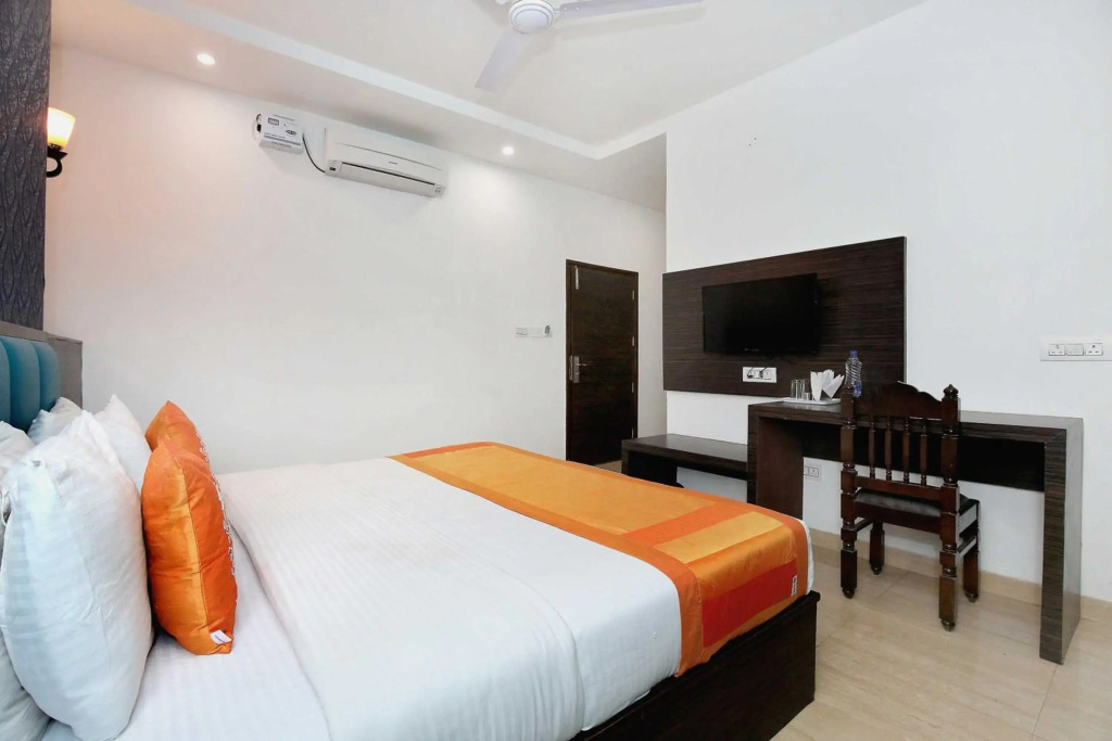 Collection O 70075 Citi inn Zirakpur