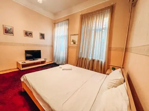 Apartment - Independence Square