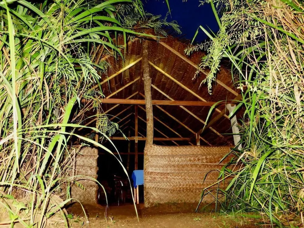 Hotel Chanara