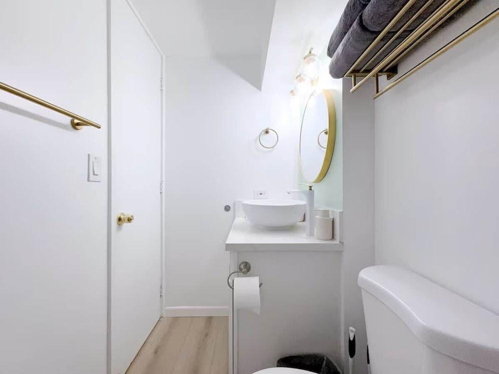 @ Marbella Lane- Trendy Waikiki Oasis Near Beach