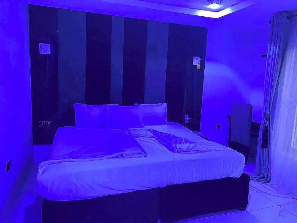 Binos Inn Hotel and Suites
