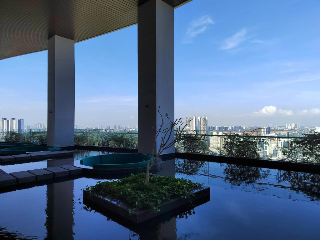 Executive 2-Bedroom Next to Paradigm Mall and New World Hotel