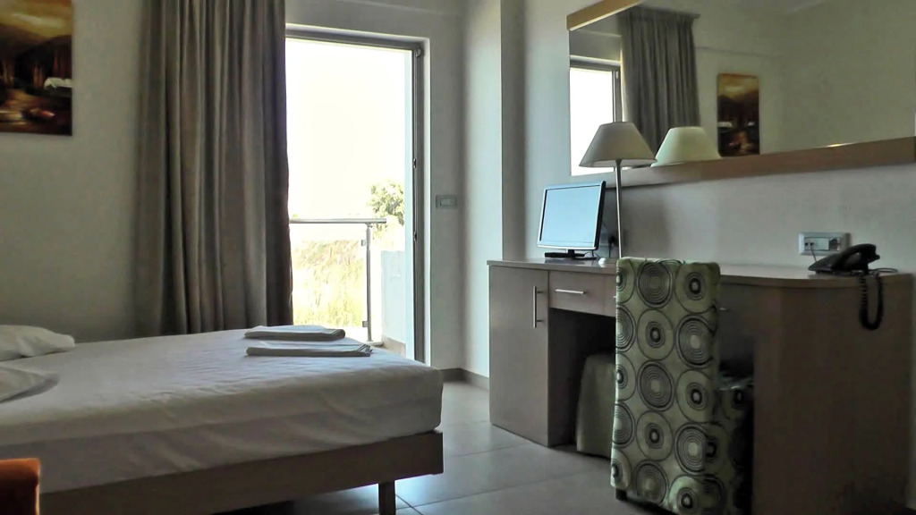 Elena Beach Hotel