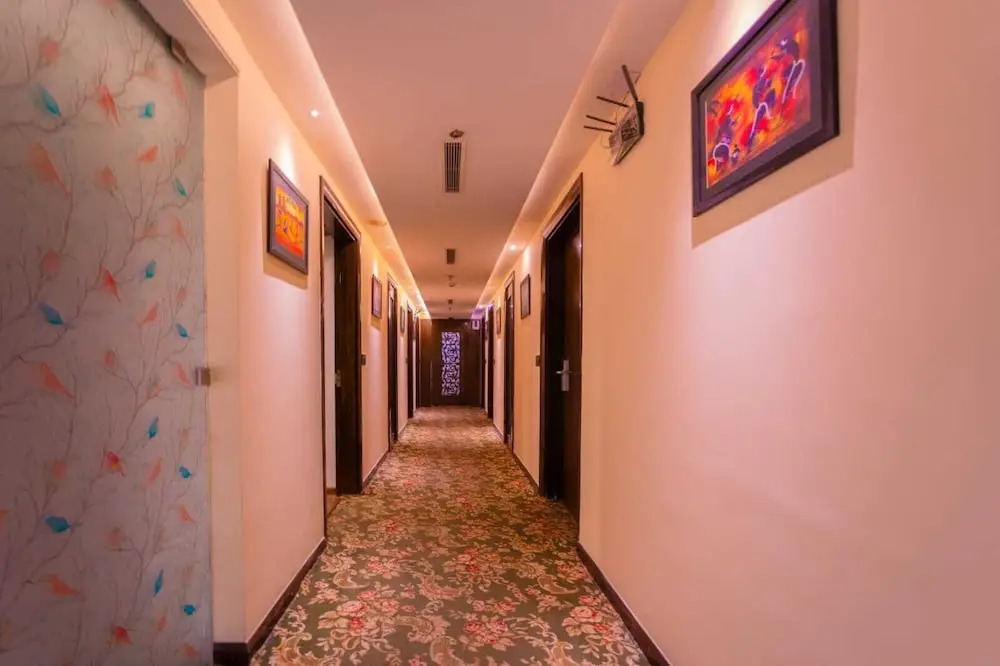 Hotel Aditya Park Regent