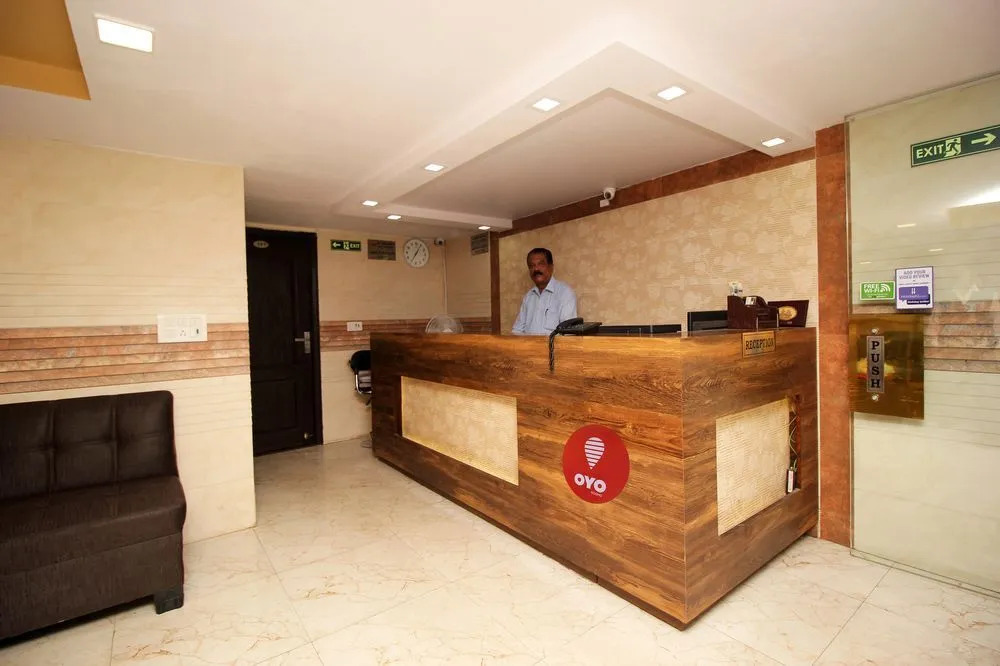 OYO 4883 Duke Hotel