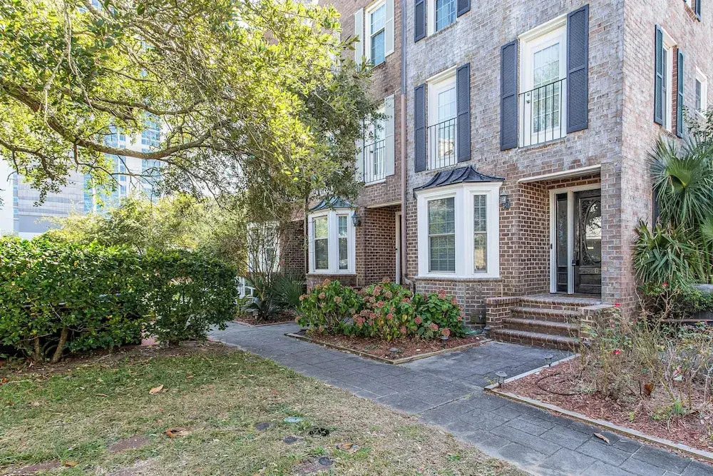 Walk to Ocean & Dtwn: Myrtle Beach Townhome!