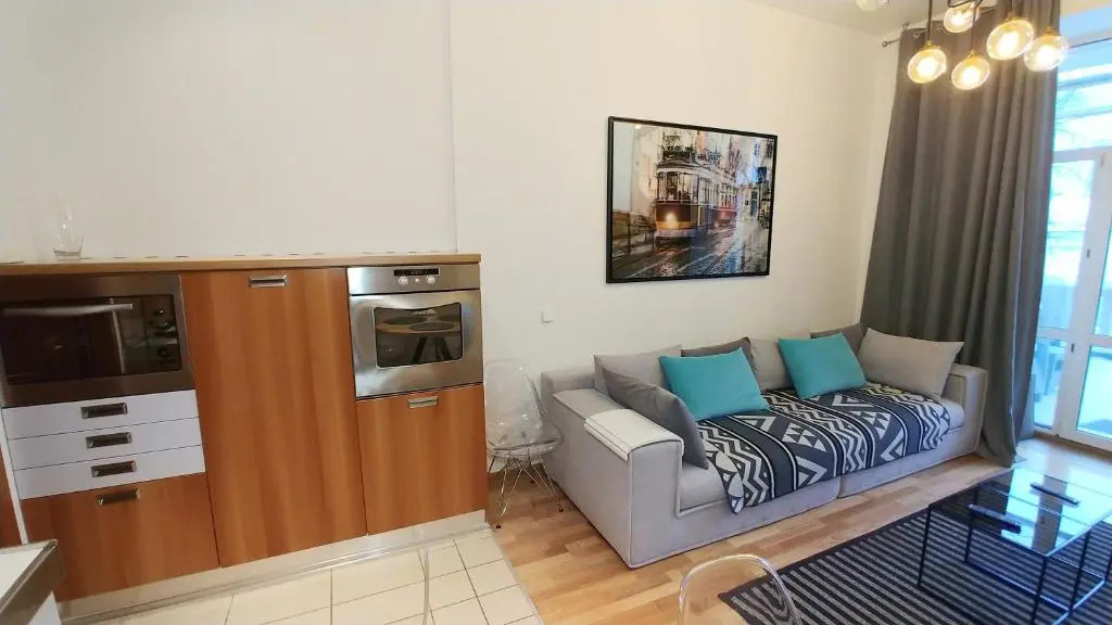 One bedroom. Luxe. 29 Khreshchatyk str. Besarabka