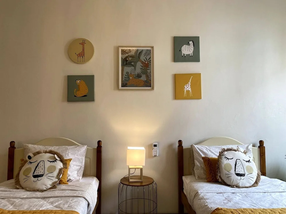 Casa Martinho Cozy Retreat in the Heart of Ponta Delgada