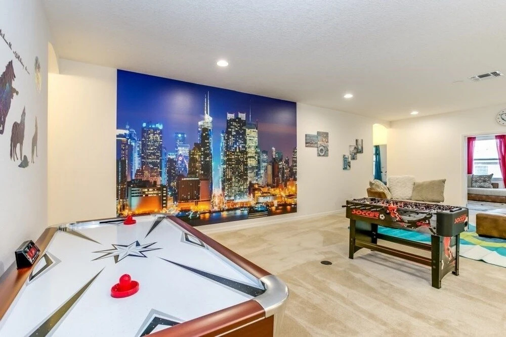 6028bod 14 Bedroom Home
